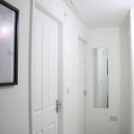 Modern Central Townhouse-Free Parking-Pool Table Manchester Exterior photo